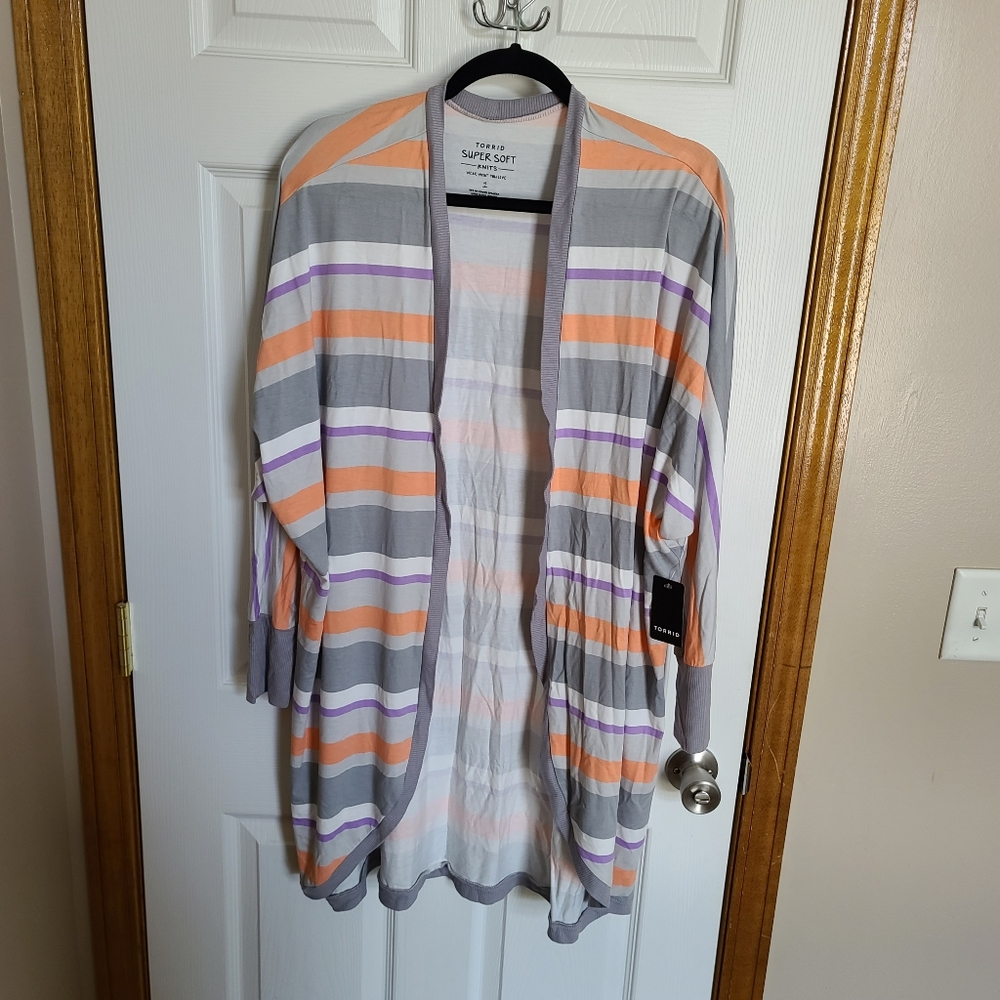 Torrid Size 1 Super Soft Cacoon Cardigan